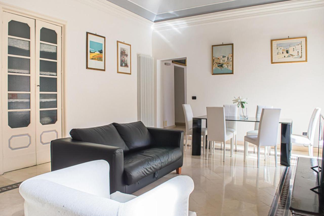 Santa Domenica Guest House Катанія Екстер'єр фото